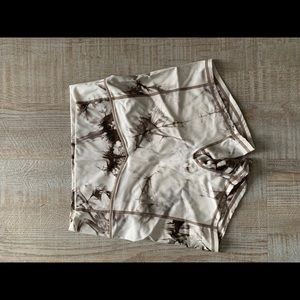 Balance Athletica Oasis Collection- The OG Short